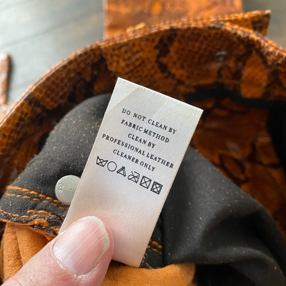 GRLFRND Snakeskin print Straight leather pants - Picture 6 of 14